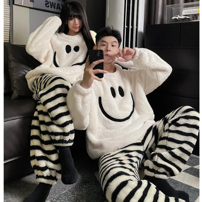 网红笑脸珊瑚绒睡衣情侣秋冬季女款加绒加厚男士冬天家居服可外穿