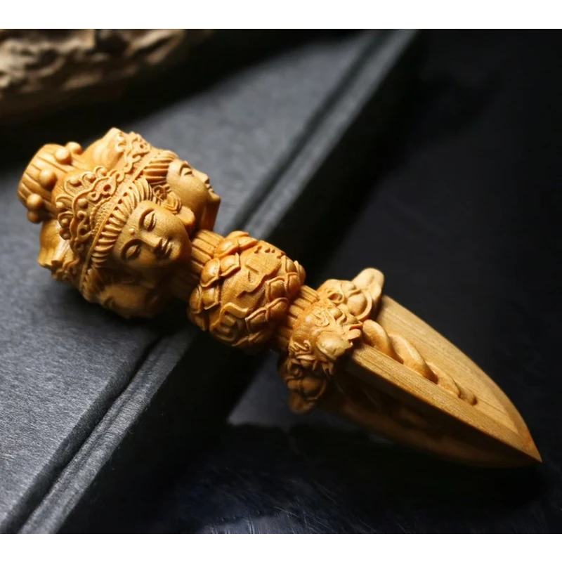 崖柏木雕降魔杵手把件实木精雕文玩护身保平安男士随身把玩车挂件