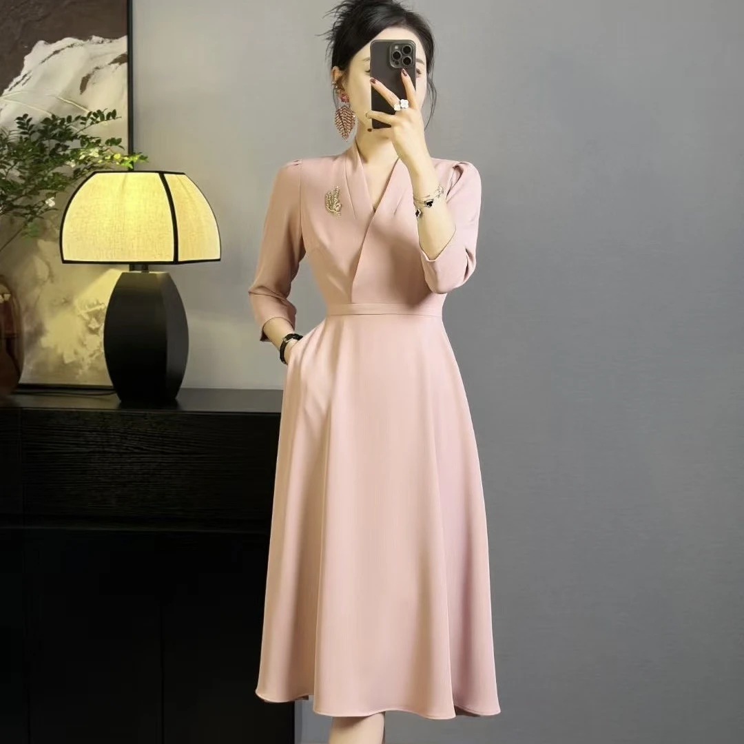 彬彬严选轻奢法式气质款女装大摆裙显高显瘦连衣裙送胸针1999