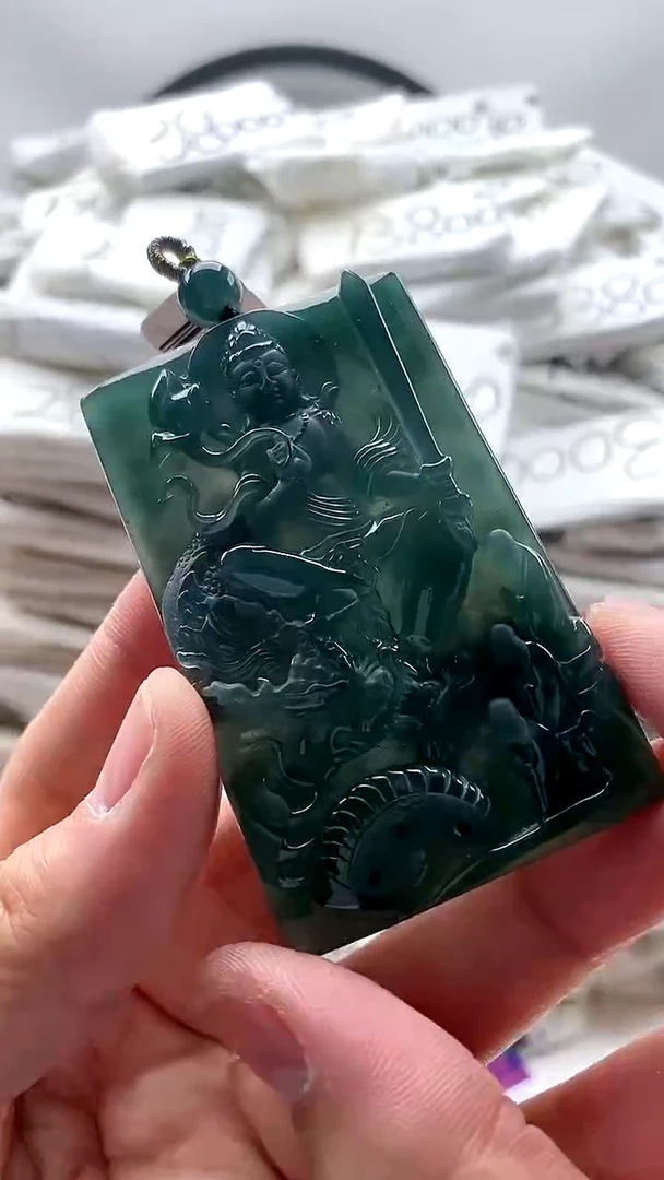 【闪购商品】翡翠颈饰未镶嵌虚空藏