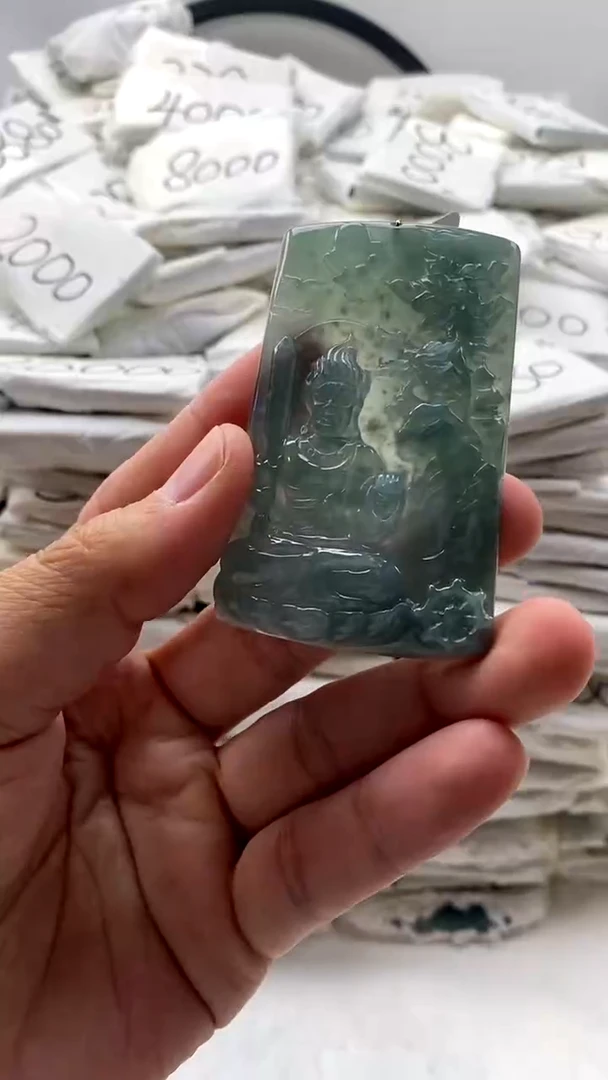 【闪购商品】翡翠颈饰未镶嵌不动明王