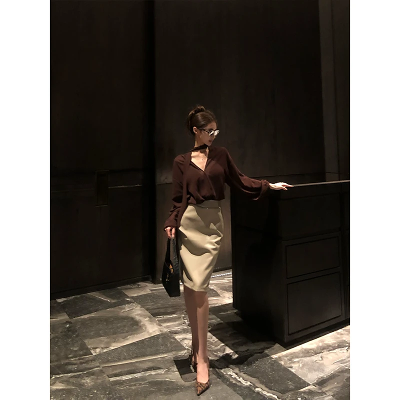 秋季高级设计感薄款防晒挂脖飘带长袖衬衫高腰直筒开叉包臀半身裙