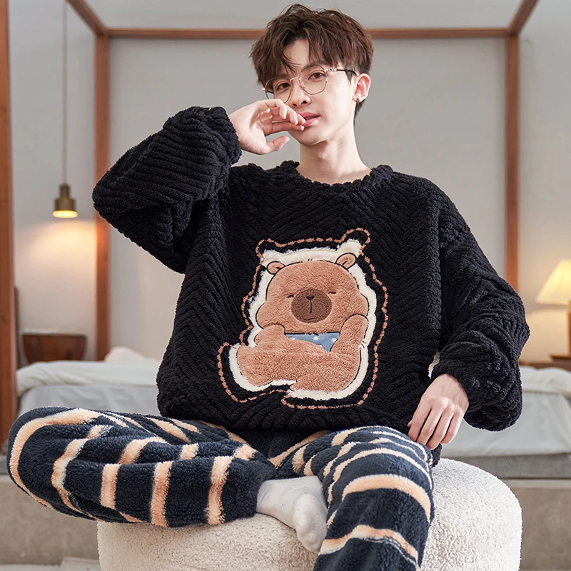 揭阳睡衣男款秋冬季新款珊瑚绒大码男士加绒加厚保暖法兰绒家居服