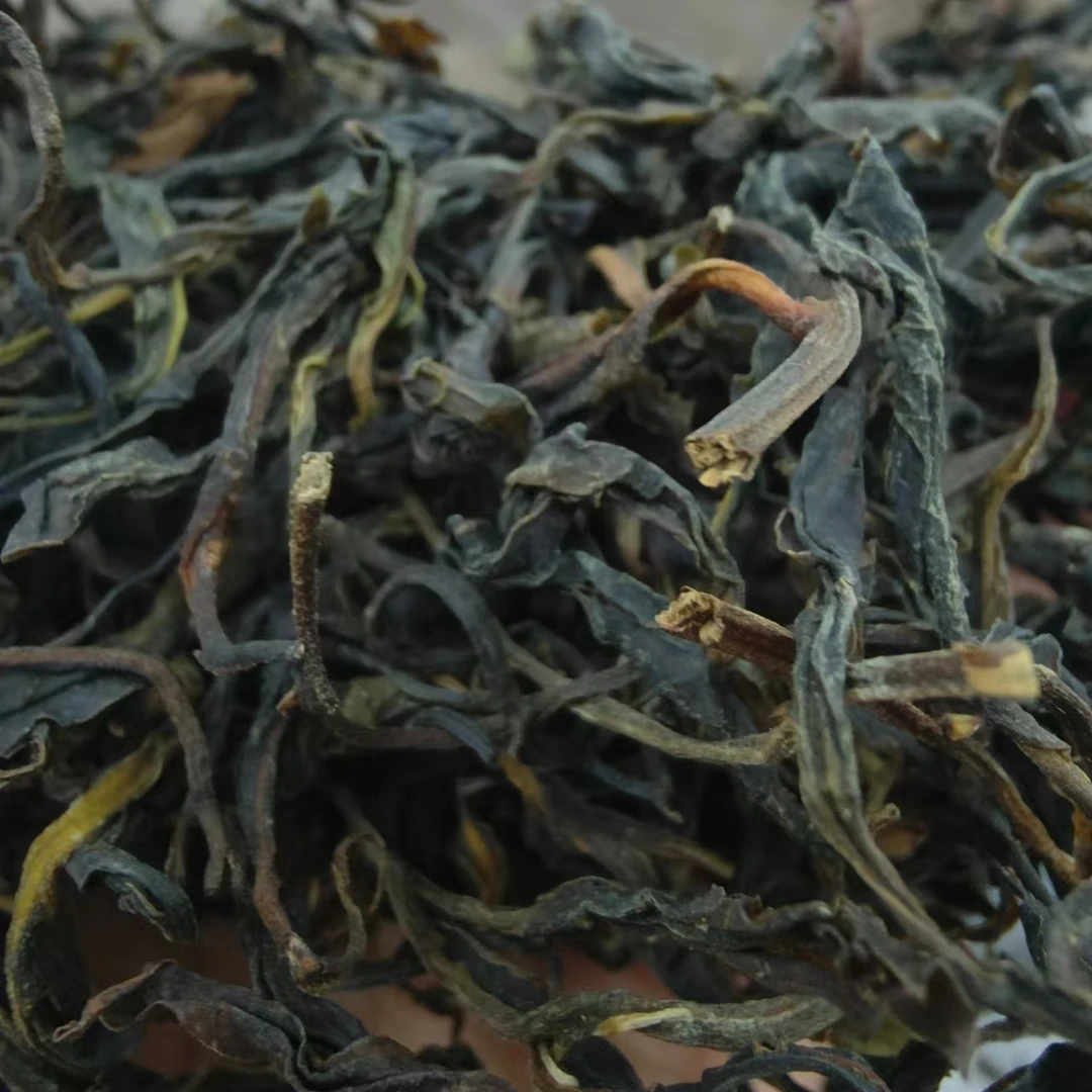 2024年飞台野生紫芽晒青茶【1000克/包】 普洱茶 生茶