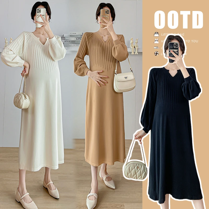 实拍现货大码女装孕妇秋冬新款大码洋气减龄内搭V领针织连衣裙