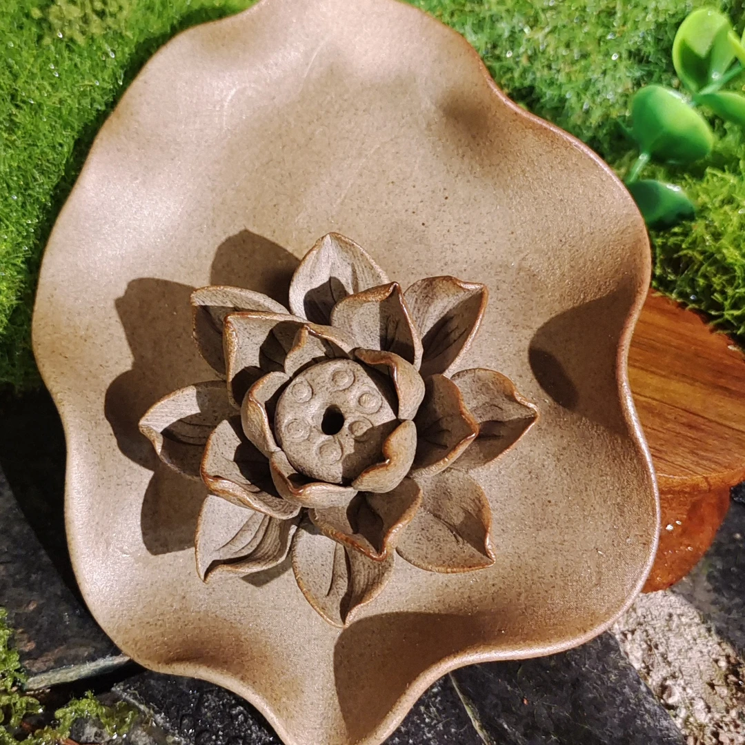 手工陶瓷荷花香插