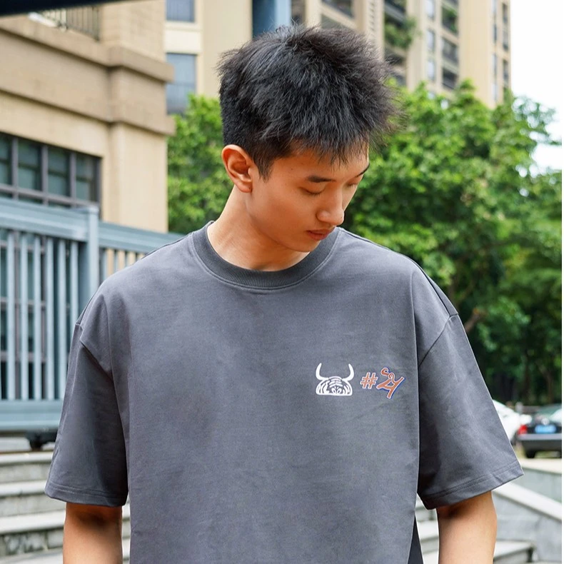 但是不了THXBUTNO&队长BinkyZ联名美式潮流宽松重磅印花圆领T恤
