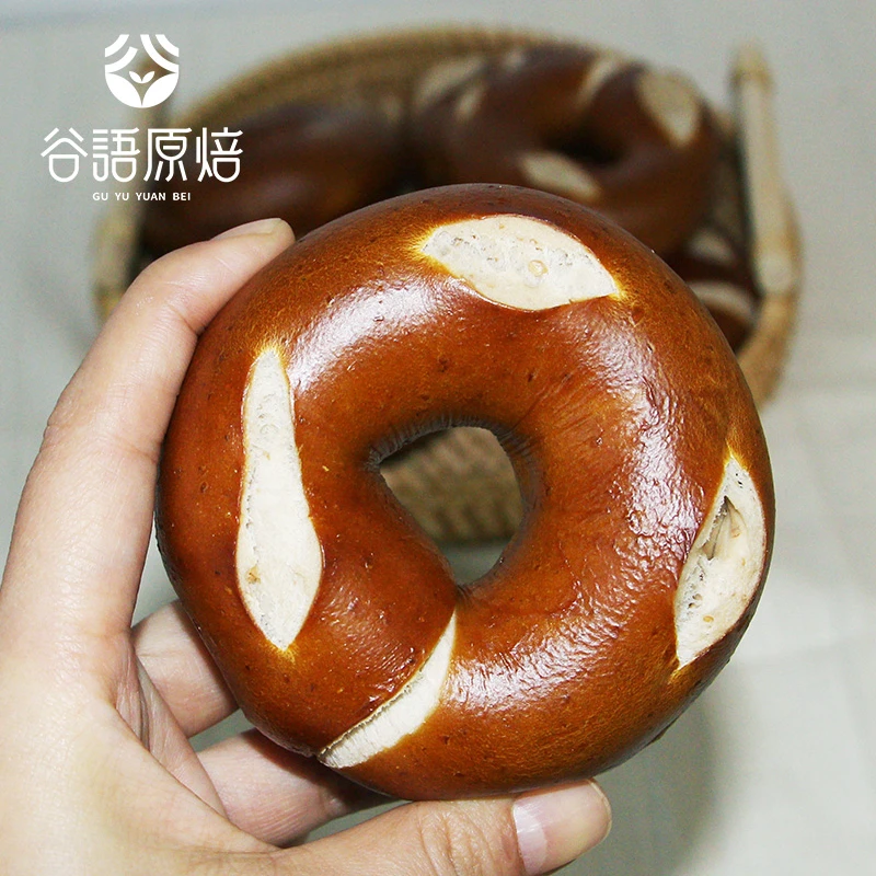 全麦碱水面包无油咸味健康低脂0脂肪即食代餐抗饿早餐糕点心6只