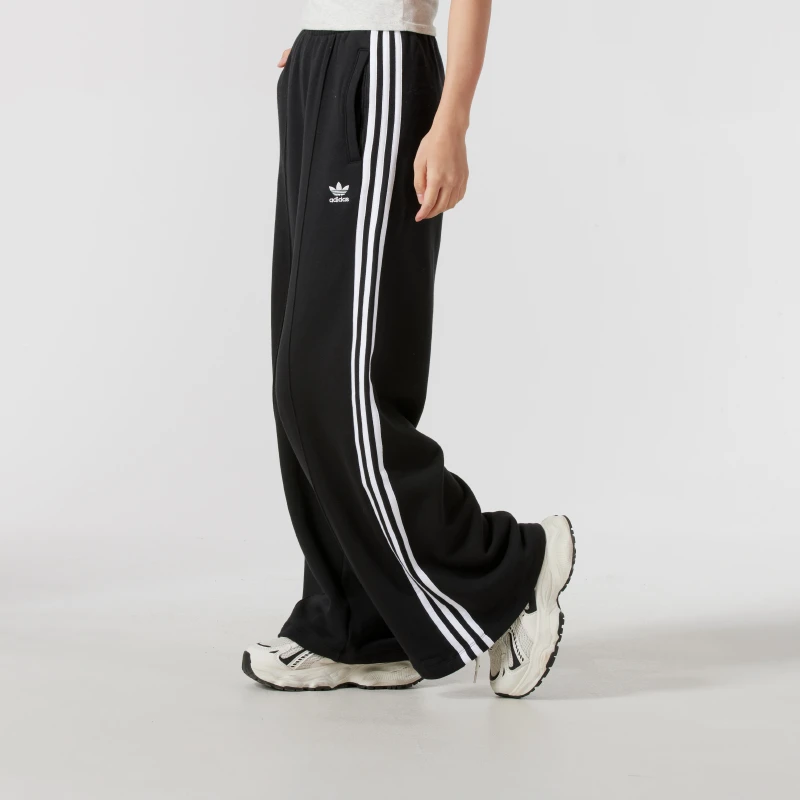 adidas阿迪达斯针织长裤女裤新款时尚潮流休闲直筒运动长裤IY7255