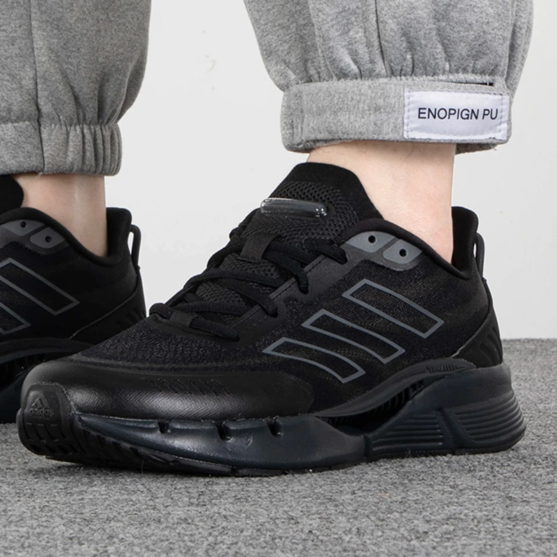 【优选】阿迪达斯跑鞋男女鞋夏新款清风缓震休闲运动鞋跑步鞋IE7743