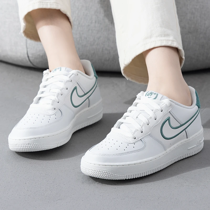 耐克女鞋2025春季新款AIR FORCE 1运动鞋透气耐磨休闲板鞋 FZ2008