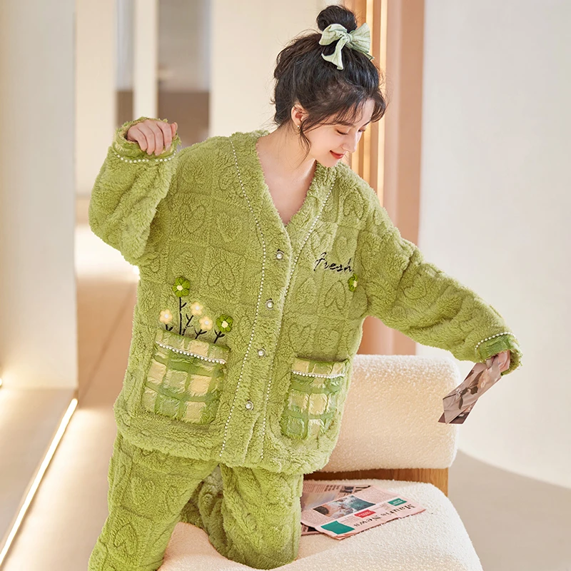 冬季新款睡衣加厚加绒舒适宽松简约长袖时尚可外穿女生家居服套装