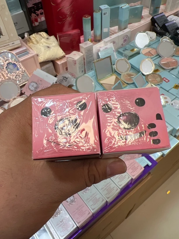 露比定妆喷雾不易脱妆