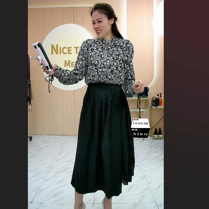 鲁家 24春新款开衫衬衣女开时尚纯色长袖上衣设计感女小众18642
