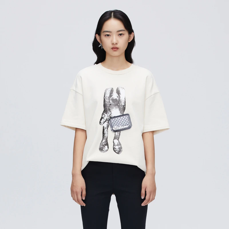 REVAN芮范春季趣味小包兔子印花厚T恤O11001025