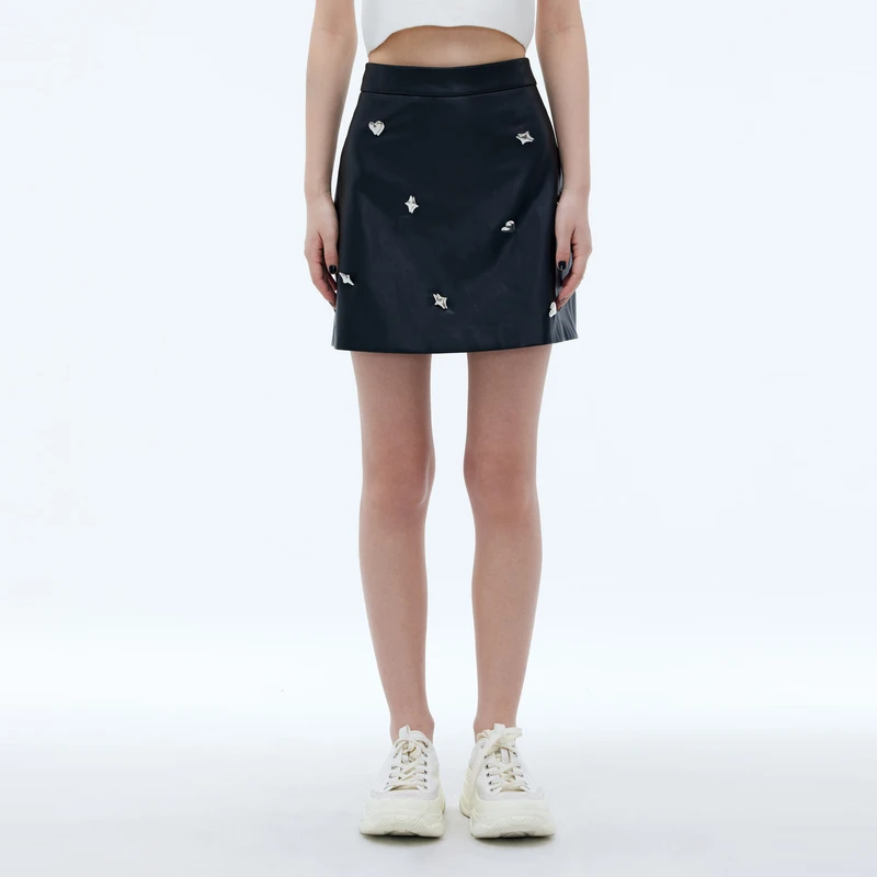 REVAN芮范2022秋季设计师款甜酷不规则撞钉半身裙RU71501312