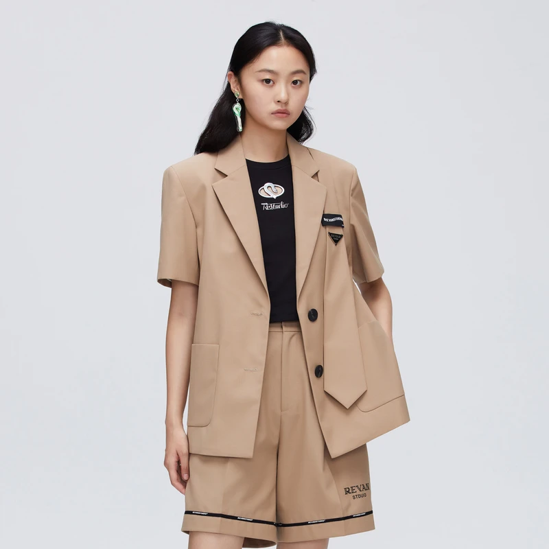 REVAN芮范春秋宽松卡其短袖西装外套O10101315