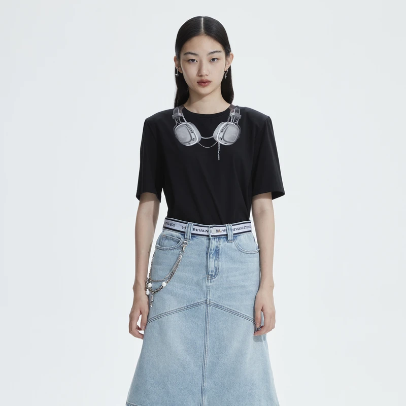 REVAN芮范酷感仿真耳机图案T恤RN11001016