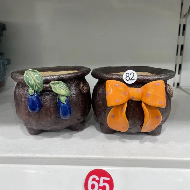 麦饭石水果花盆2个，内口7.5-8高9-9.5左右，麦饭石材质，透气好