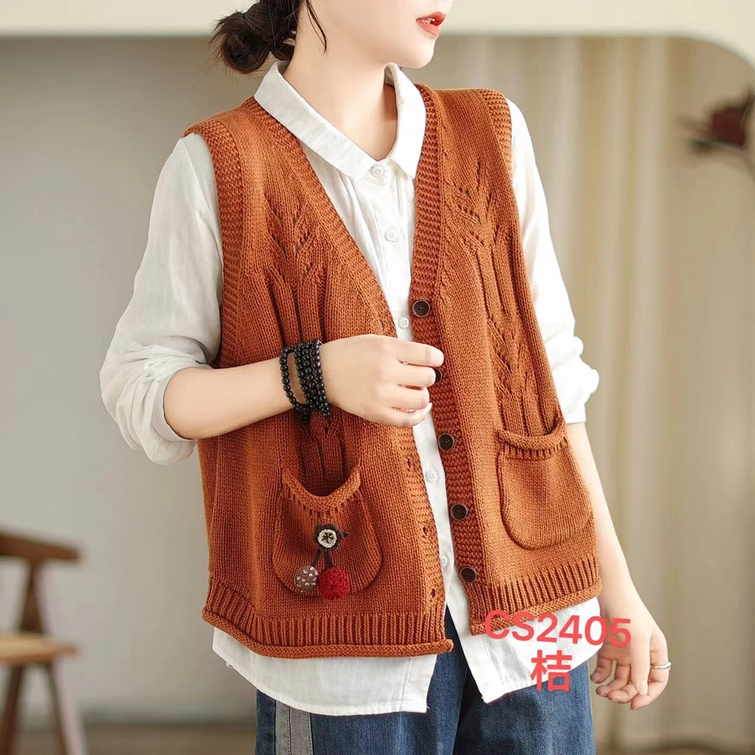 复古口袋贴布宽松棉线针织背心女春秋新款大码单排扣无袖马甲外套