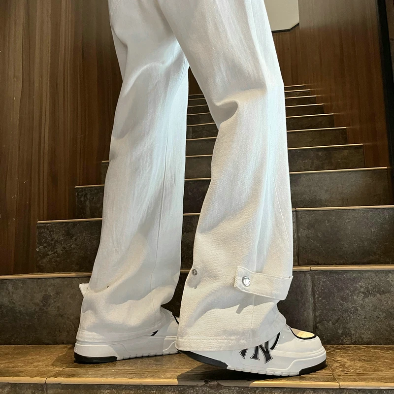 白色微喇牛仔裤男秋季美式高街vibe裤子设计感小众潮牌直筒休闲裤