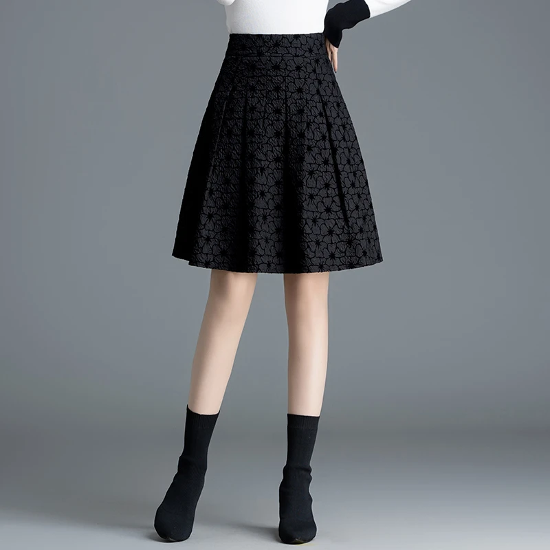 秋上新气质优雅a字裙精致高档花苞裙显瘦遮肉小黑裙短款花苞裙516