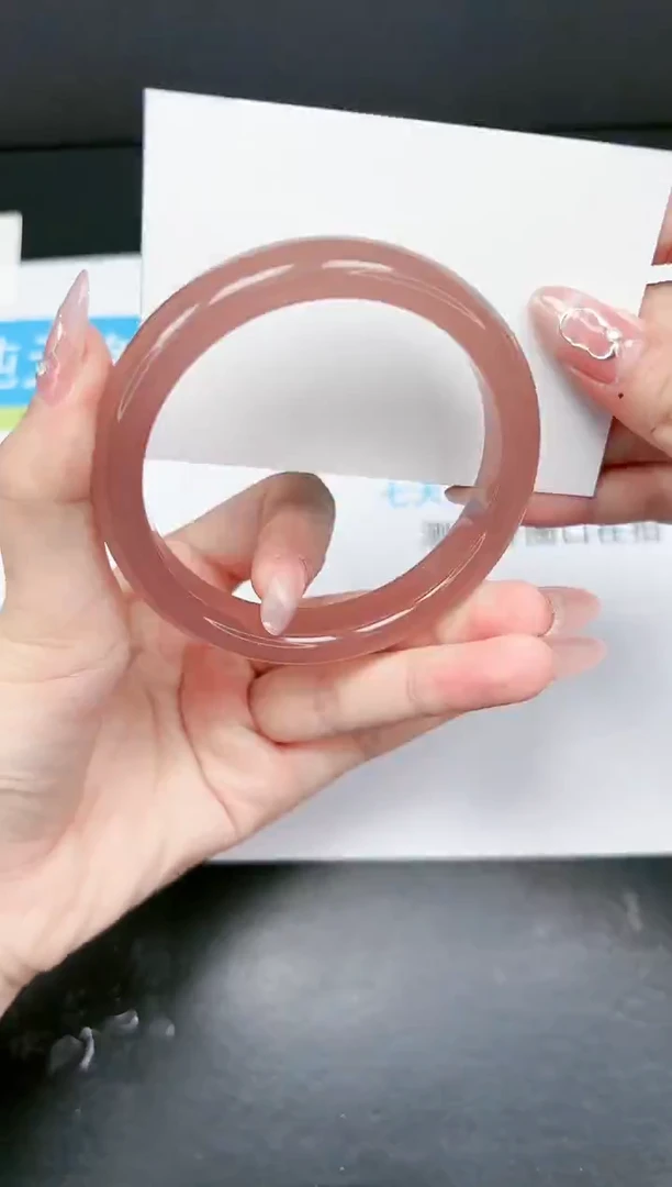 【闪购商品】石英质玉手镯未镶嵌142-64