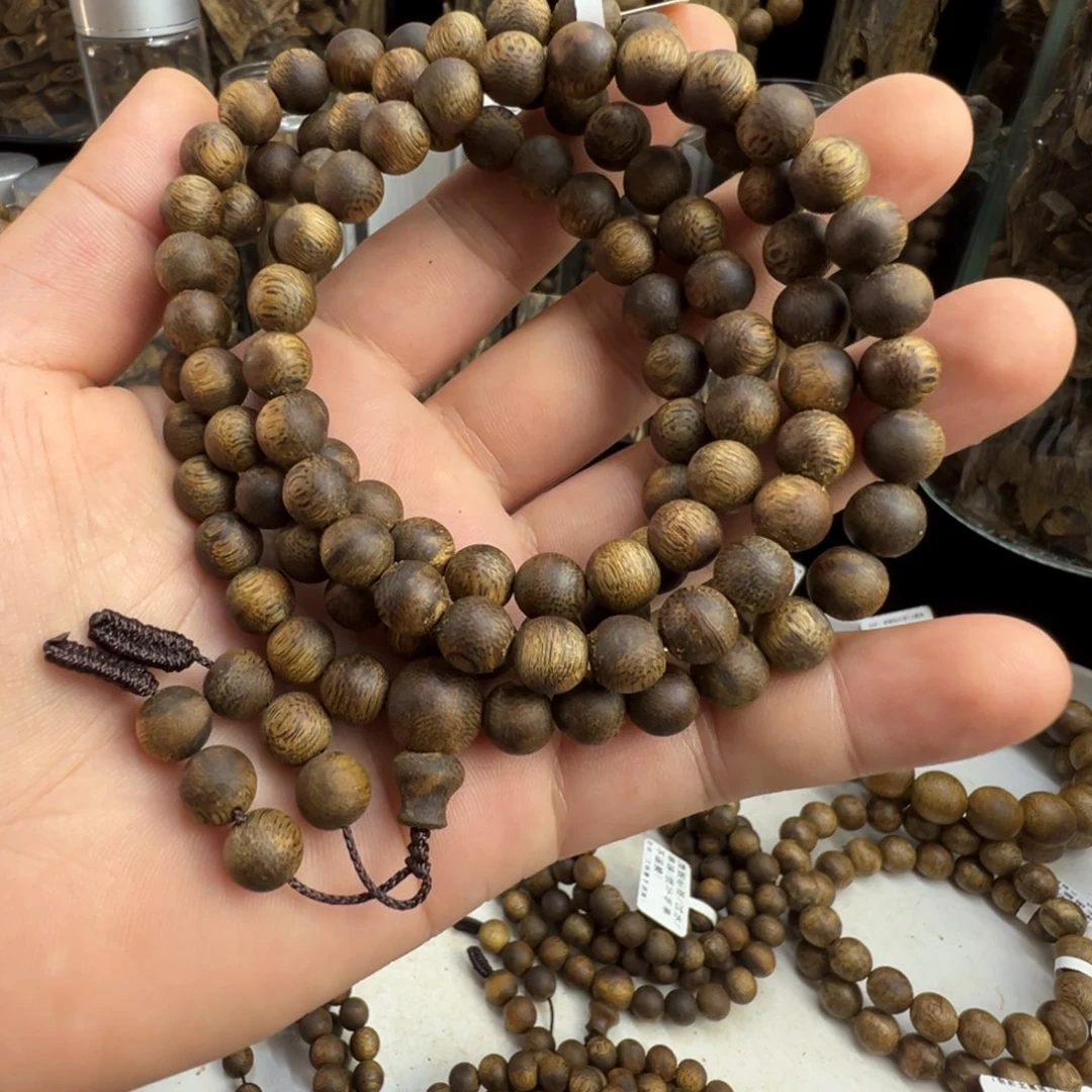 沉香手串室****工绿棋楠沉香0.8*108重26.8克