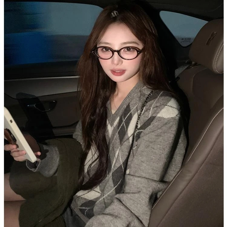 Peaceonesoul自制 复古英伦V领菱形花纹套头毛衣女学院风针织上衣