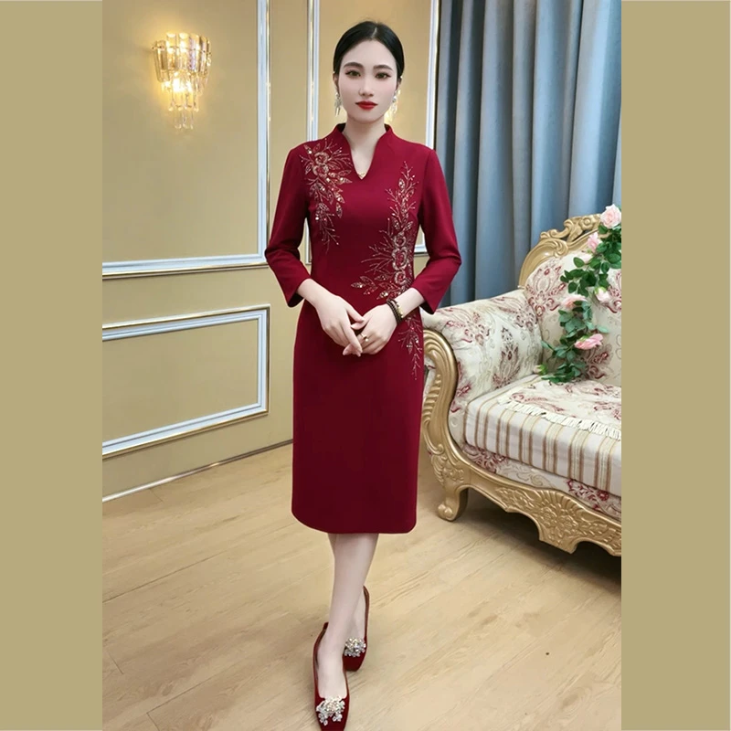 秋装新款喜婆婆装红礼服妈妈装气质复古红色婚宴中式喜妈妈烫钻