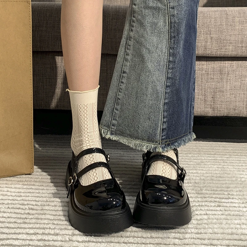 南在南方复古英伦风黑色jk小皮鞋女2024新款学院风圆头厚底乐福鞋