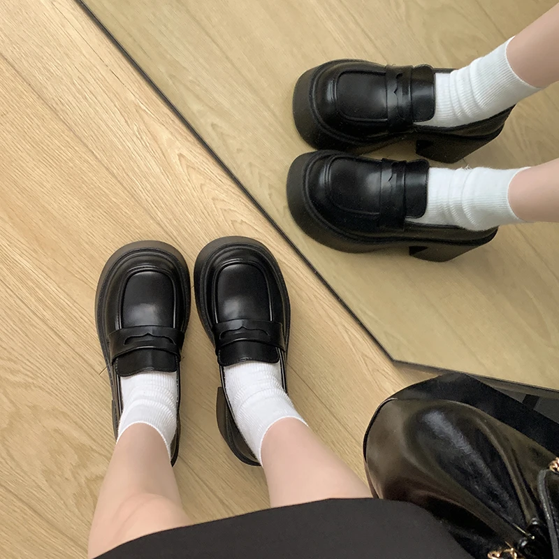 南在南方法式复古英伦风粗跟厚底小皮鞋女2025新款春季百搭乐福鞋