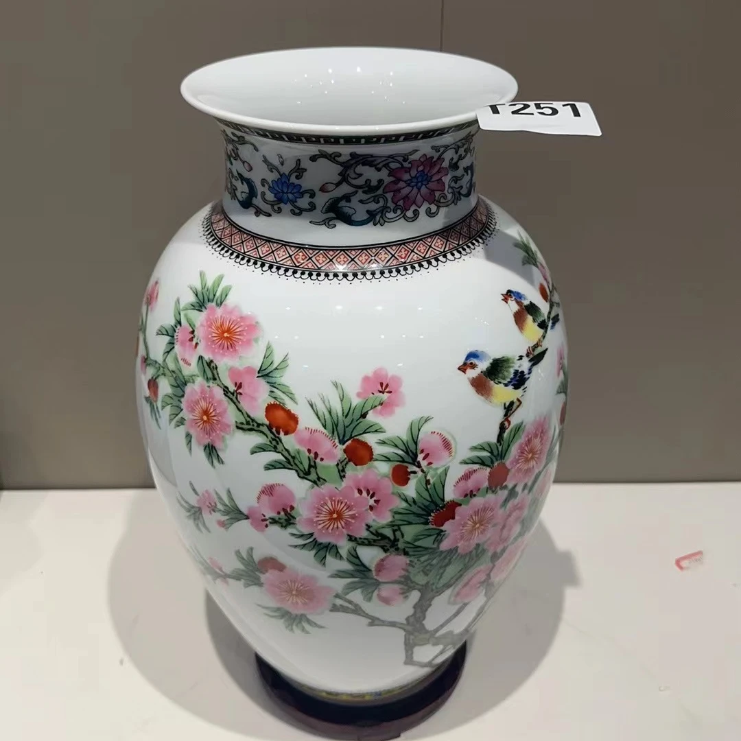 景德镇陶瓷现代工艺品花瓶摆件T251