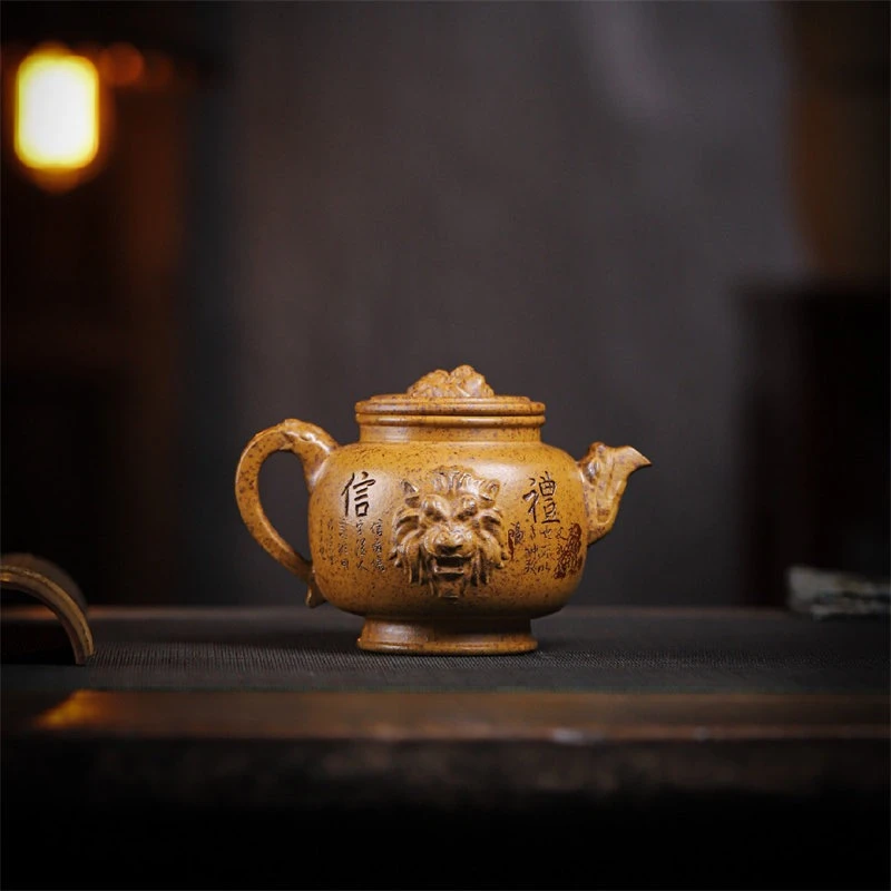 宜兴紫砂H1097李志刚龙骨金砂狮吼