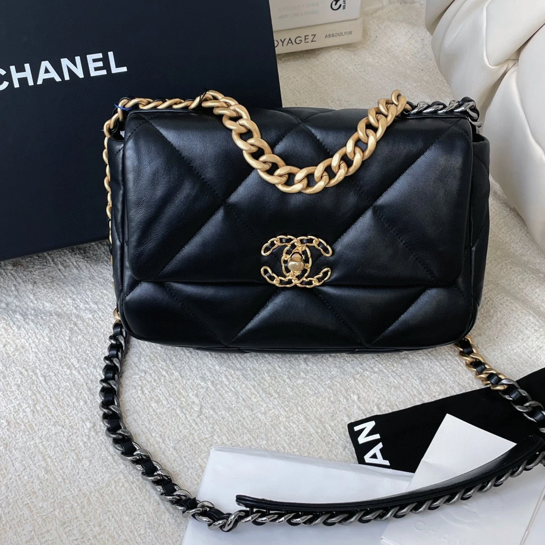 99新 Chanel/香奈儿 Chanel黑金19bag小号 CG12-0011