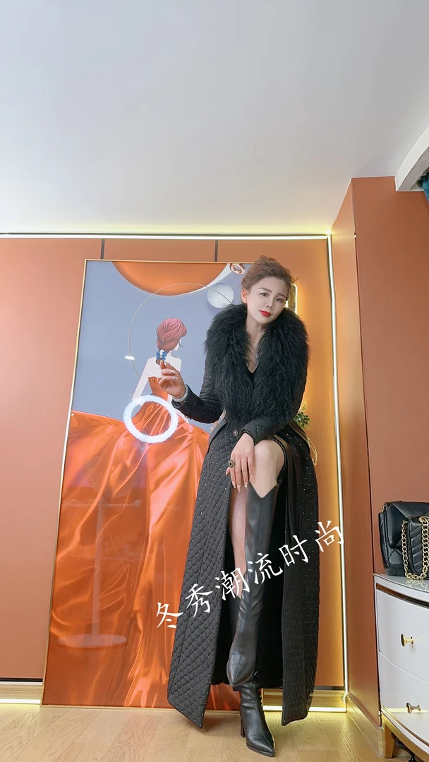 原创设计师时髦时尚气质女人味收腰双层保暖重工棉服真毛领10996