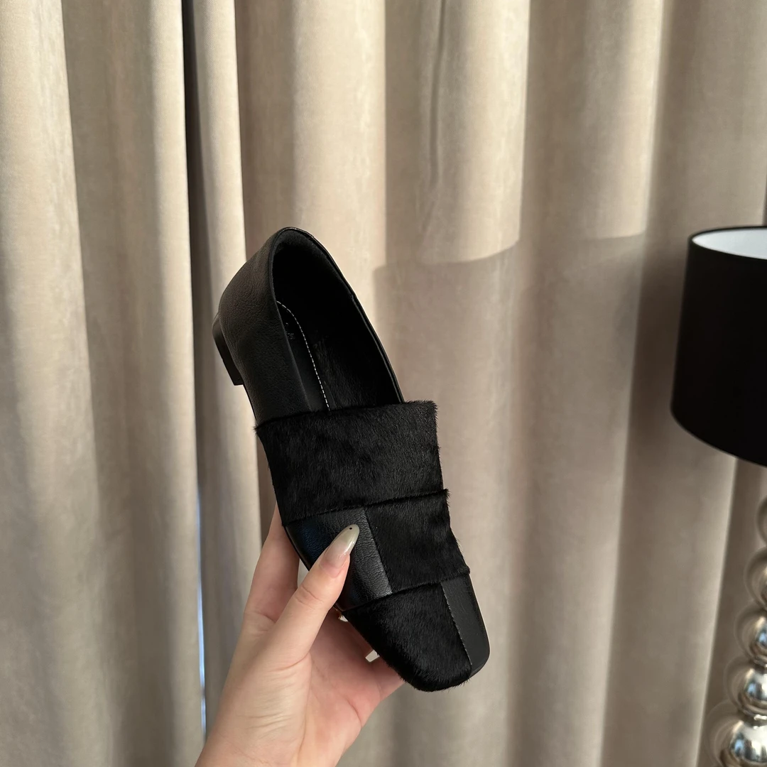 秋冬新款方格拼接设计低跟软底软面单鞋方头欧若风通勤百搭女鞋