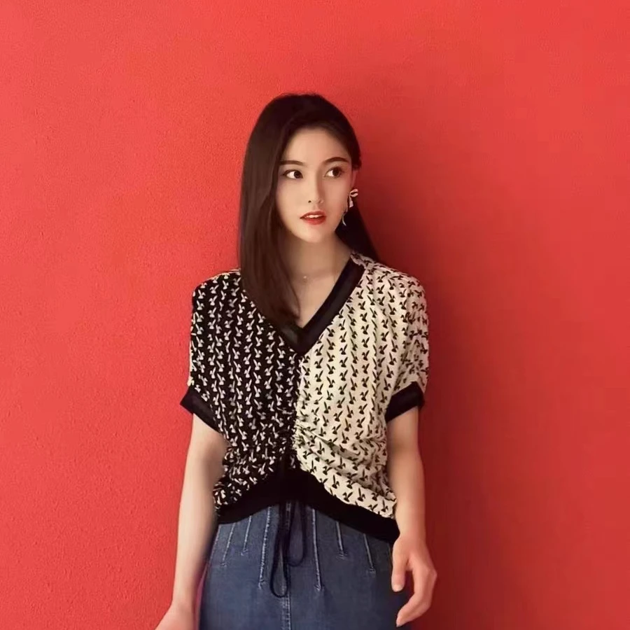 S083夏季气质时尚宽松印花小衫DM3