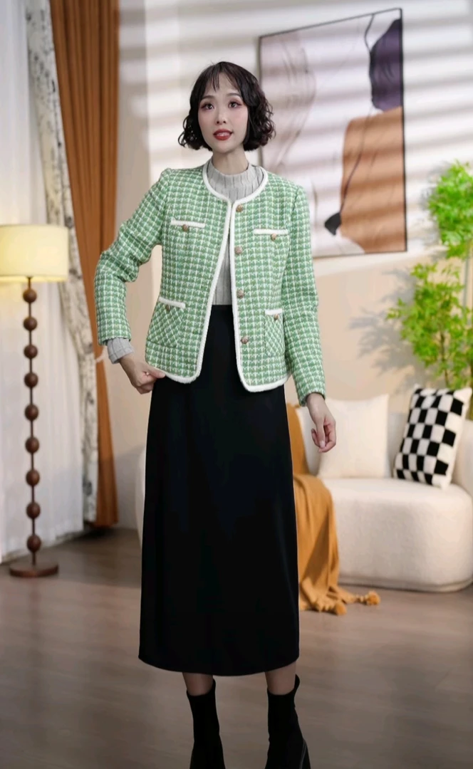 W674秋冬气质时尚小香风外套AT