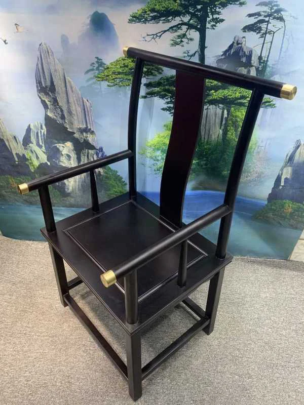 纯实木平头官椅带铜一张