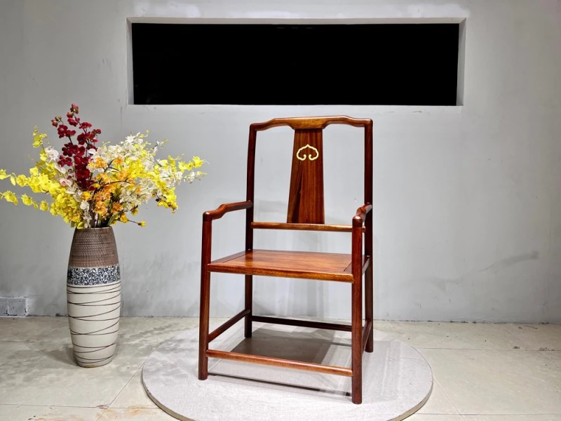 纯实木凌云椅子一张