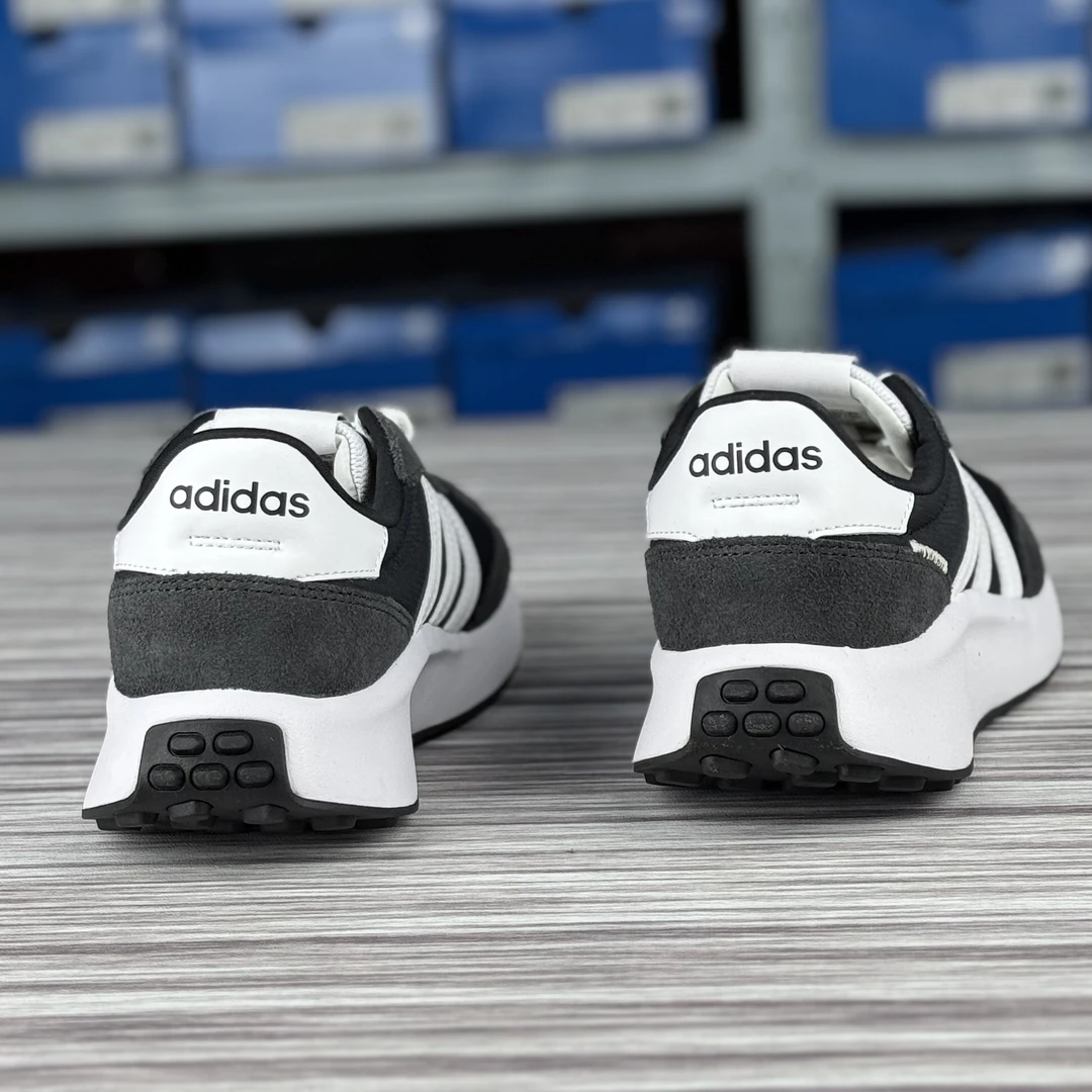 Adidas阿迪达斯男RUN70S低帮防滑耐磨缓震运动休闲鞋跑步鞋GX3090