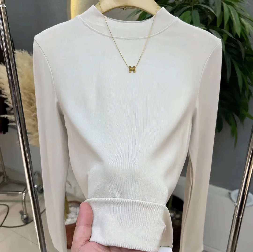 【紫皇冠】加磨毛绒半高领立领打底衫长袖女外穿大码气质网红631