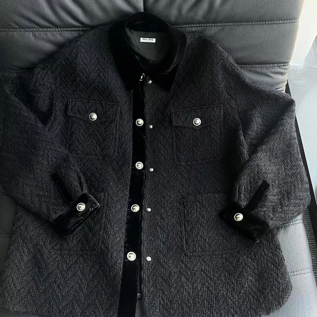 miumiu缪缪后背logo编织外套 42码