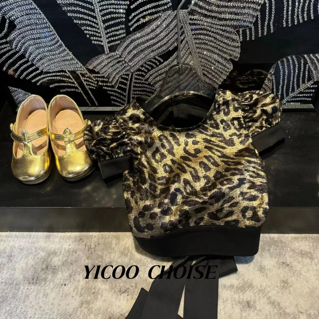 （嘉年华）YICOO【部落首领】 小众设计师豹纹烫钻上衣YC241226时尚