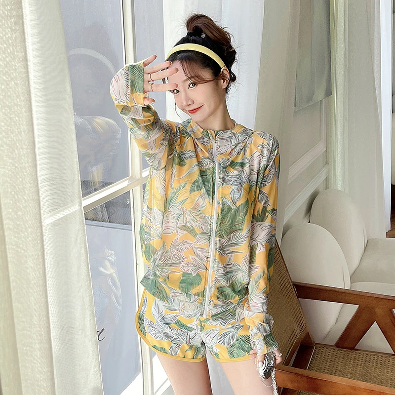 防晒游泳衣女保守长袖运动风遮肚显瘦小胸聚拢比基尼三件套温泉款