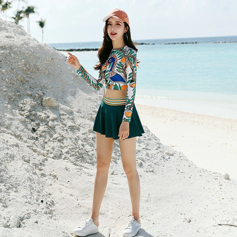 泳衣女显瘦分体平角露肚修身长袖防嗮运动沙滩游泳衣时尚温泉泳装