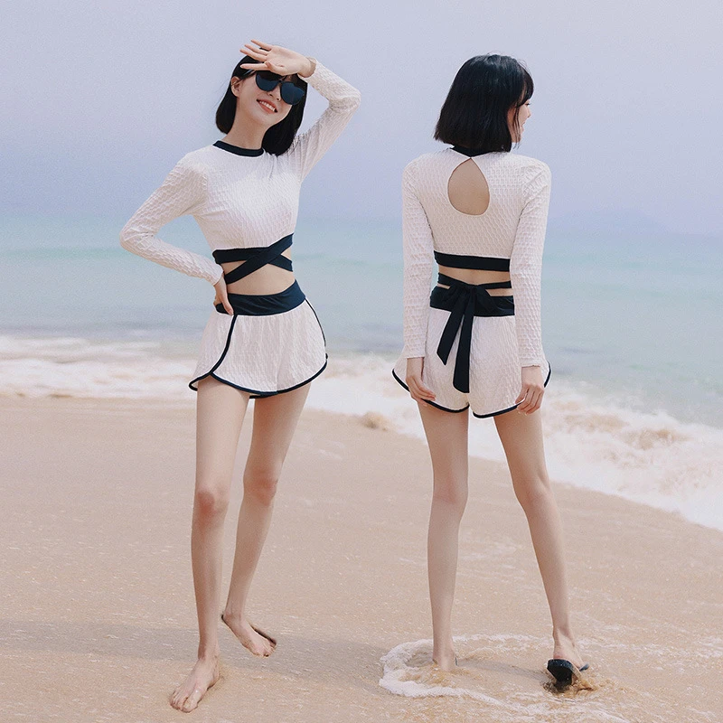温泉泳衣女长袖防晒分体三件套2024新款时尚性感显瘦沙滩游泳衣