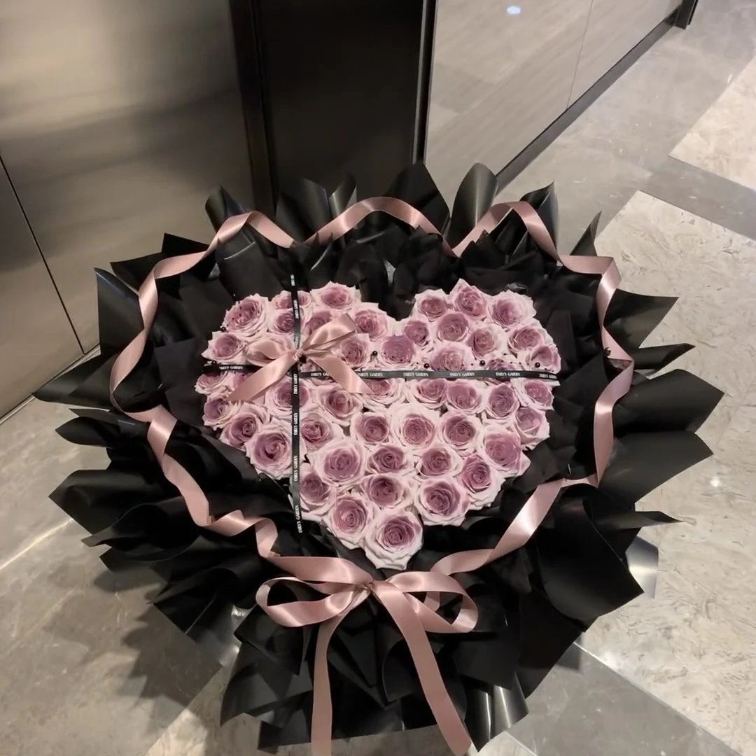 七夕乌梅子酱玫瑰鲜花花束全国同城配送女友闺蜜生日情人节送花