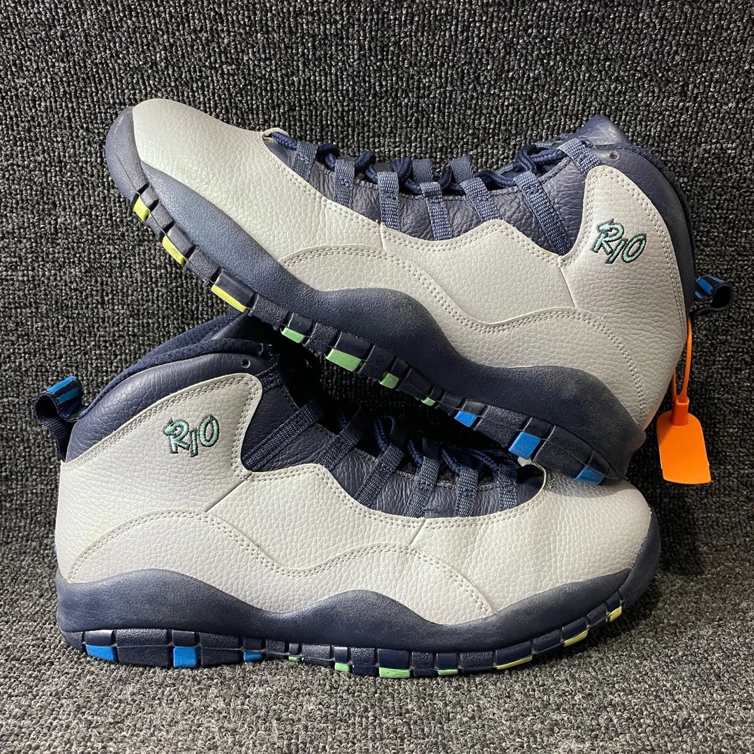 44码 AJ10灰蓝 公价1699 篮球鞋编号3586寄卖